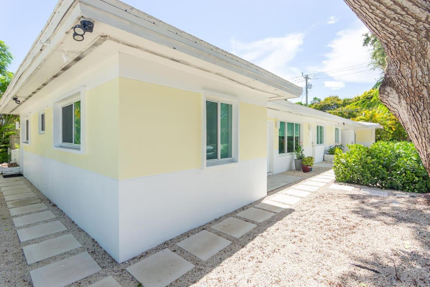 מיאמי Newly Renovated Stylish Studio In El Portal #2 מראה חיצוני תמונה